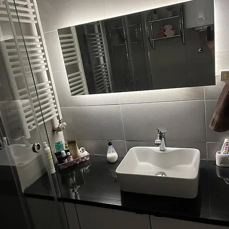 Appartement Skygate - U Blizini Zracne Luke *